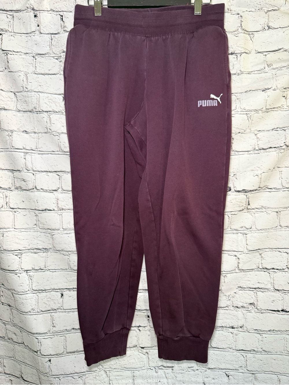 Puma Purple Sweatpants Joggers Athletic Pants. Size M